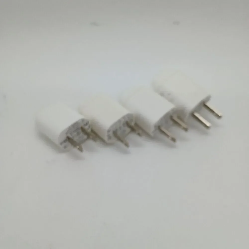 Lot 4 - Original Amazon A00810-01 White USB AC Wall Power Adapter 4.9V Kindle -B